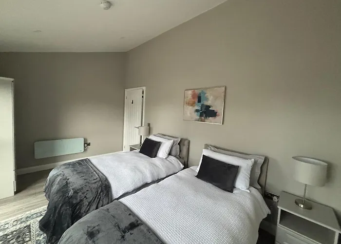 Chalet Beyond The Waters Edge *